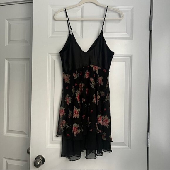 Vintage Y2K Mini Slip Dress - Picture 3 of 4